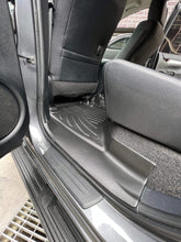 Load image into Gallery viewer, Toyota Hilux 3D floor Mat