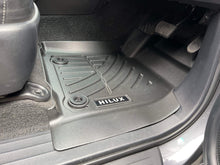 Load image into Gallery viewer, Toyota Hilux 3D floor Mat