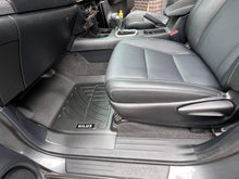 Load image into Gallery viewer, Toyota Hilux 3D floor Mat