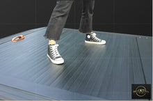 Load image into Gallery viewer, UTE Retractable Tonneau Cover/Roller Shutter