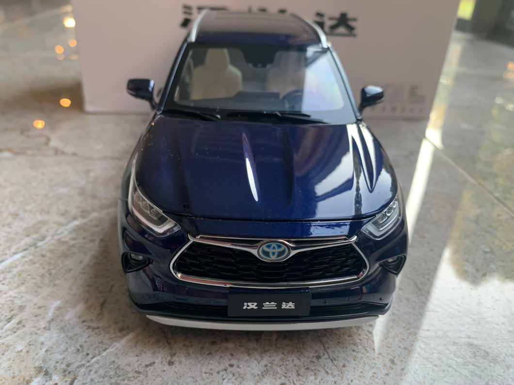 1:18 Toyota Kluger Diecast Model