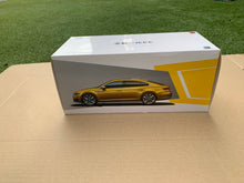 Load image into Gallery viewer, 1:18 VW Passat CC Diecast Model
