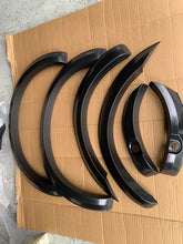 Load image into Gallery viewer, Ford Ranger PX2/PX3 Fender Flare from 2016 to 2021

